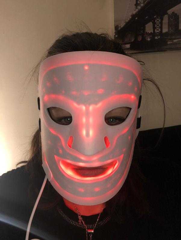 Professional LED Face Mask - SENSSE BEAUTY